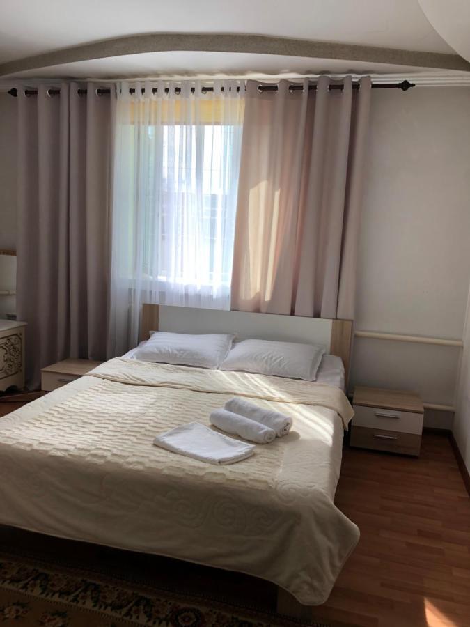 Homestay Jaisel Bishkek Exterior photo